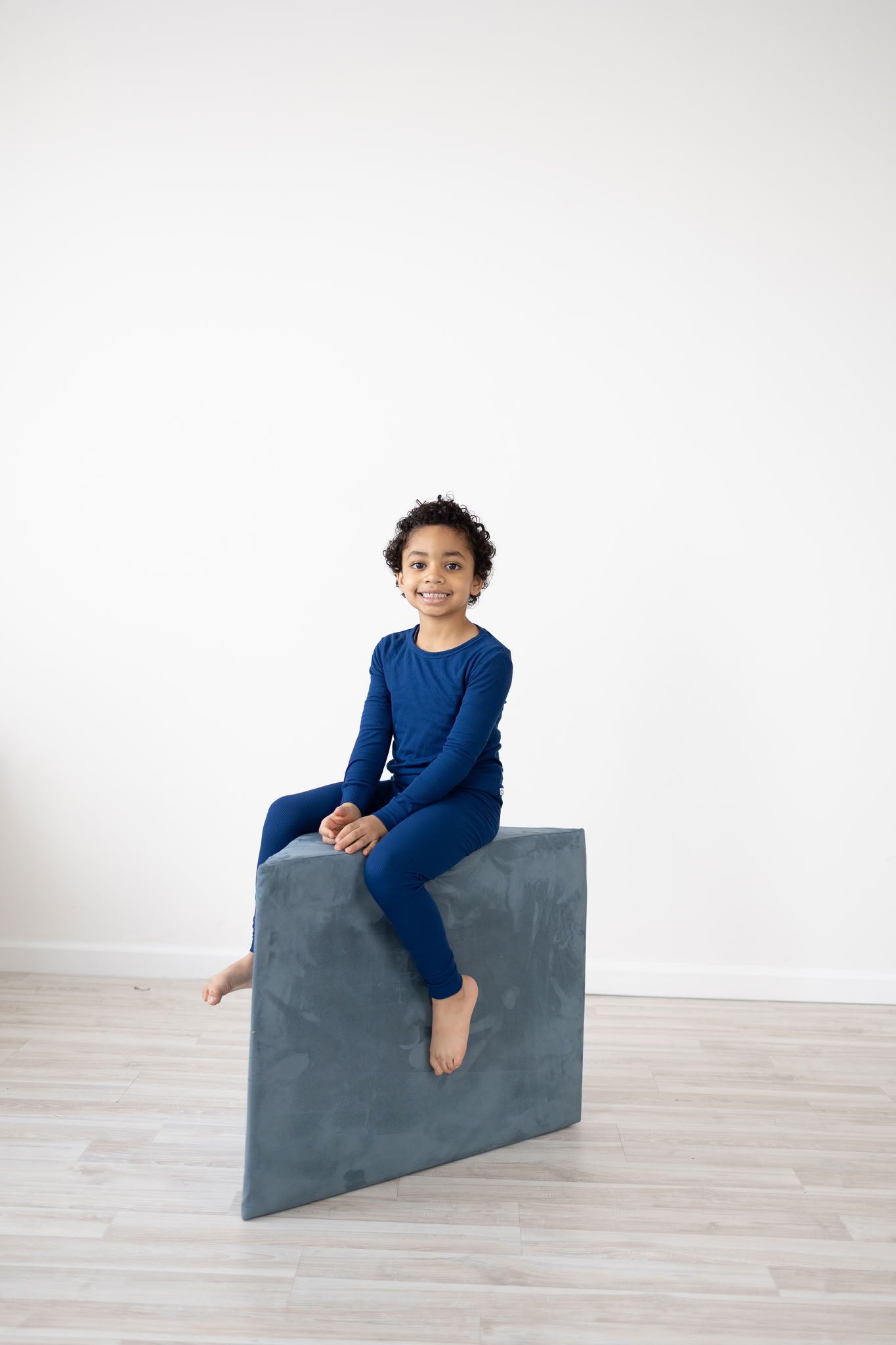 The Biggy Wedge (Play Couch Expansion)