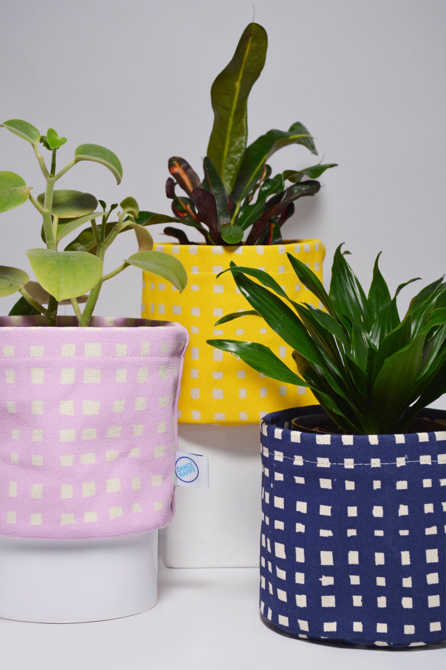 Sustainable Round Canvas Bin-Navy Grid