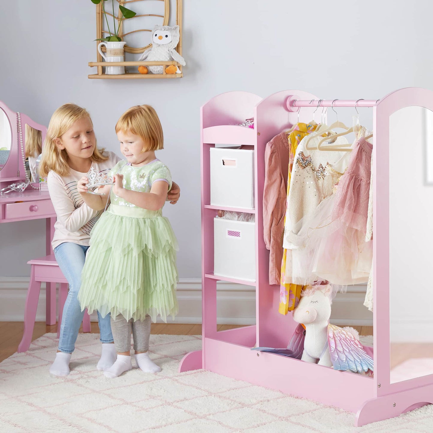 Kids' See and Store Dress-Up Center
